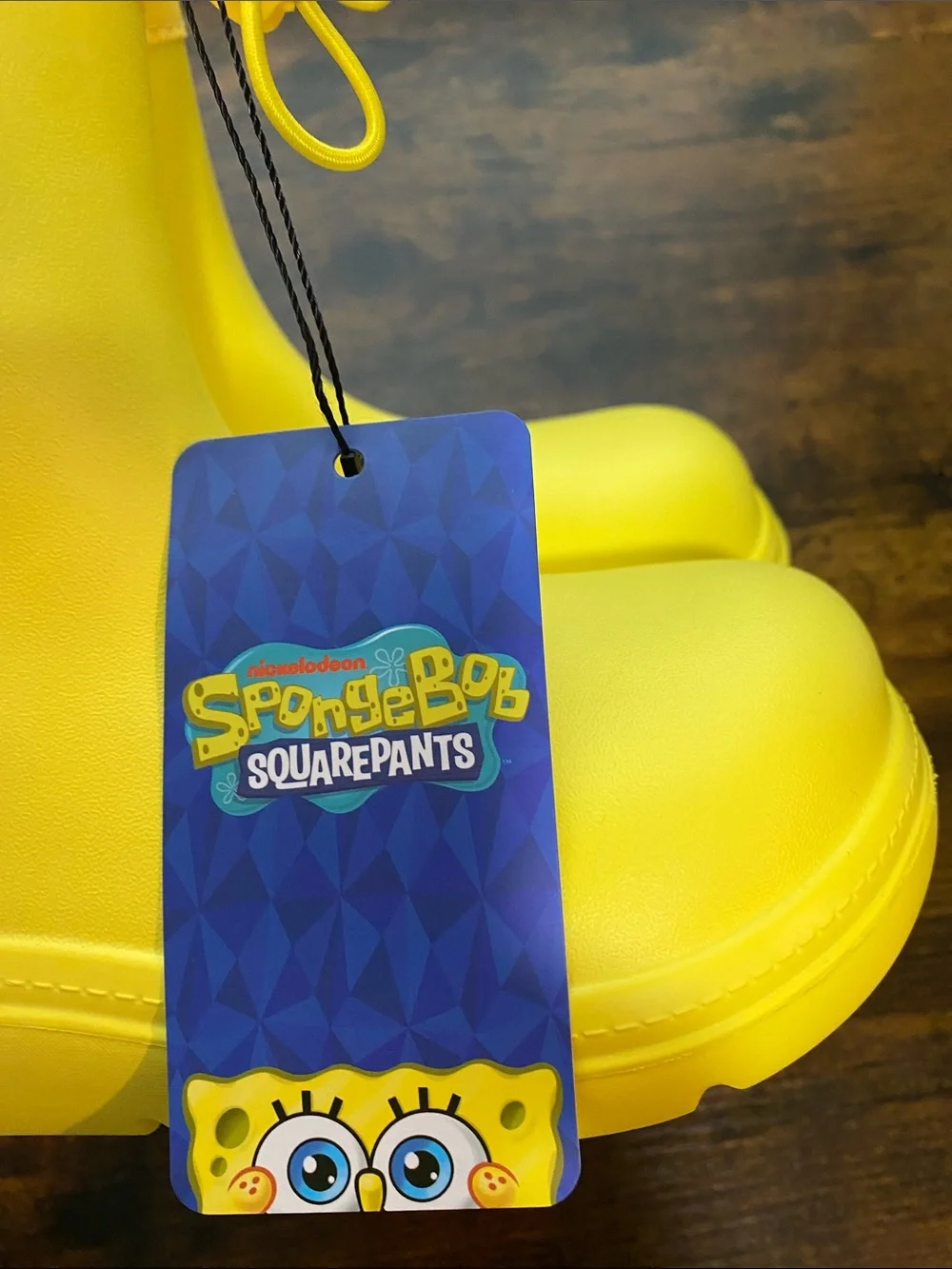 SpongeBob Bright Yellow Rain Boots with Drawstring Top NWT Youth size 35 (3.5)